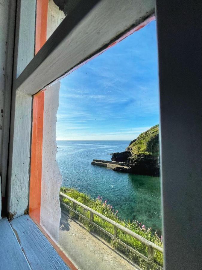 Unique Retreat - 2 Bedroom Cliff Top Cottage With Large Terrace พอร์ตโล ภายนอก รูปภาพ